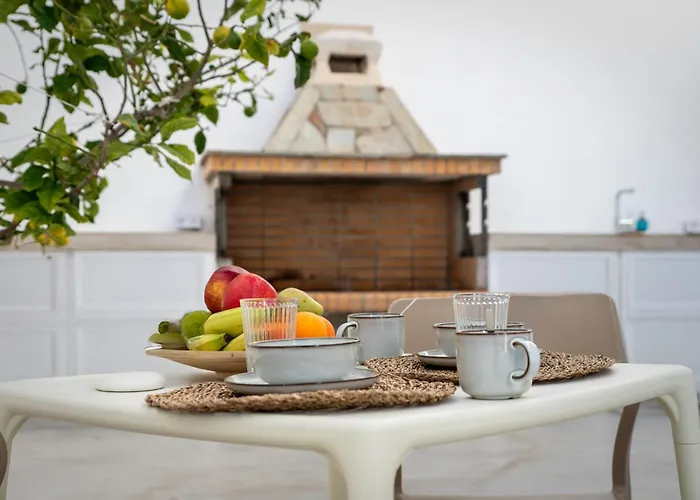 Short Lemon Tree * Naxos City